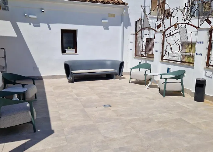 Hotel Oleum - Parking Gratuito Reserva Previa