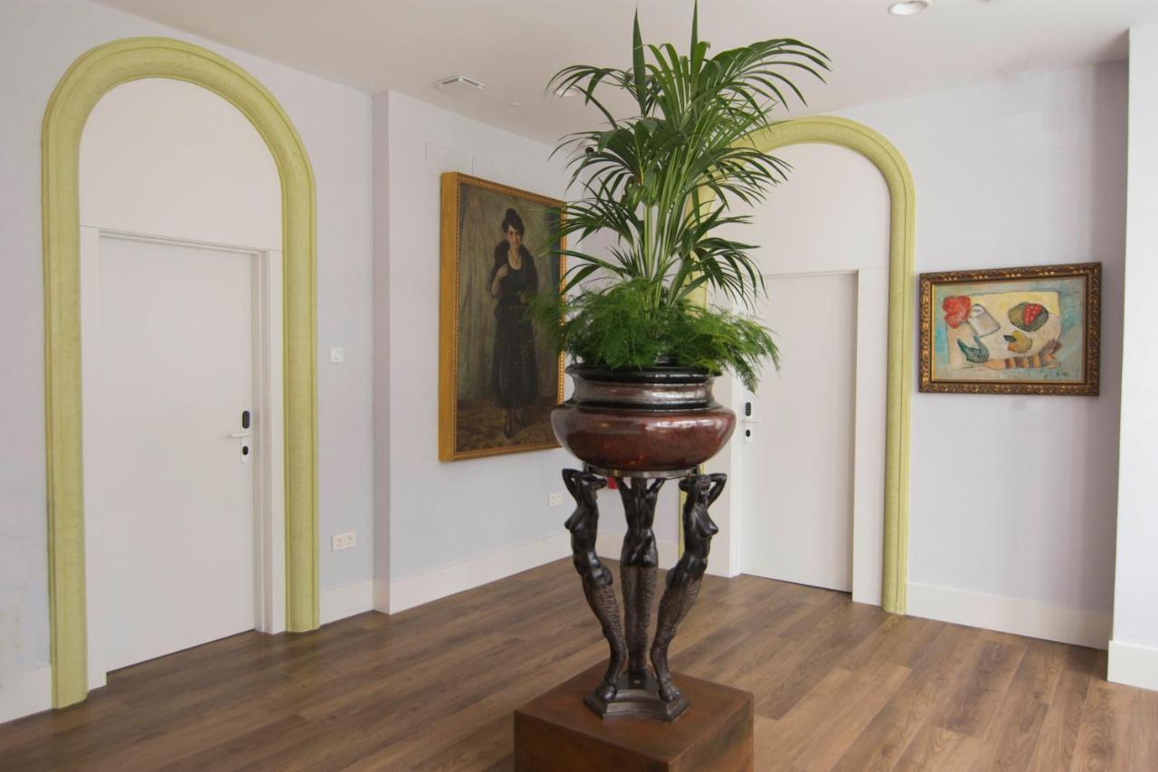 Hotel Oleum - Parking Gratuito Reserva Previa