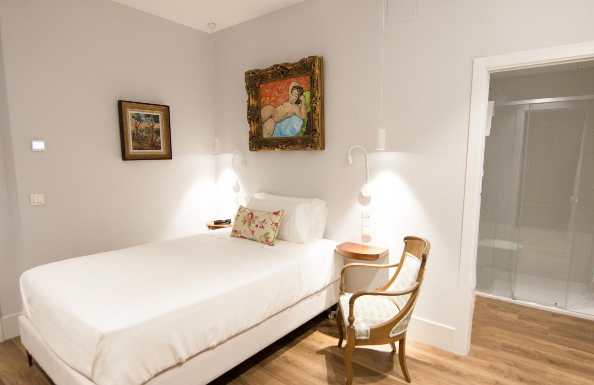 Hotel Oleum - Parking Gratuito Reserva Previa